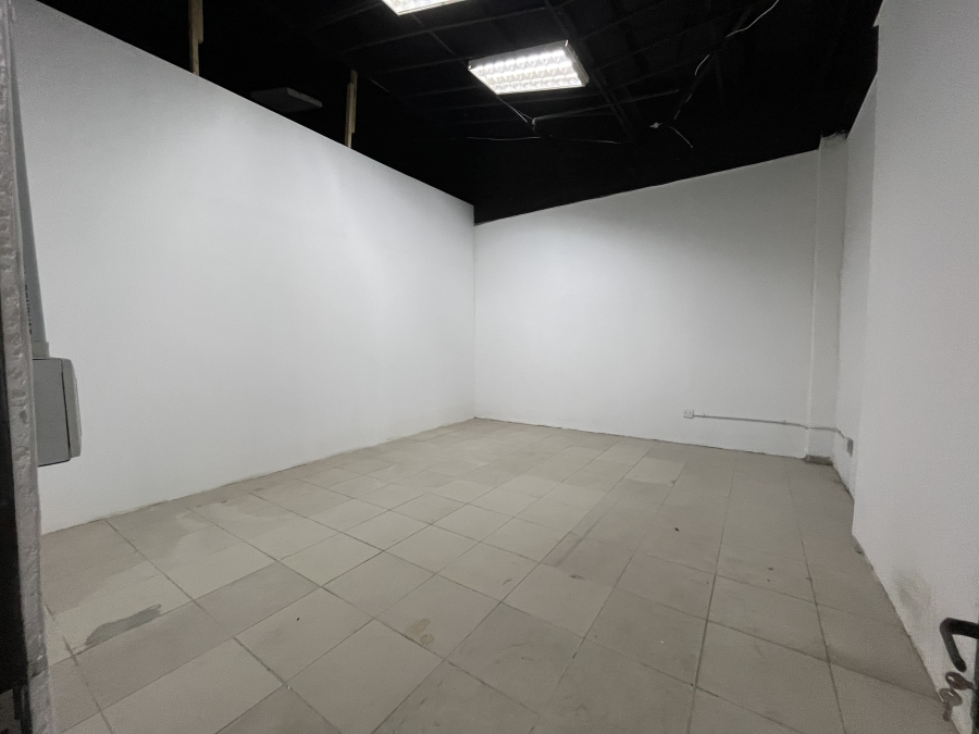 To Let Commercial Property for Rent in Lower Bo-dorp North West